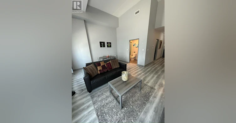 F107-275 Larch Street, Waterloo, ON, N2L 0J3 - 9