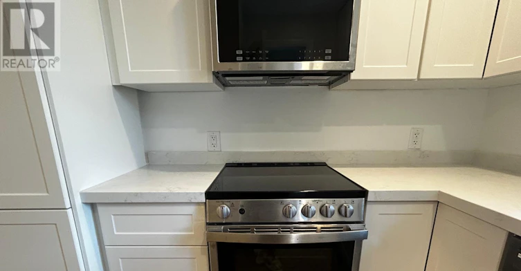 2-659 Vaughan Road, Toronto, ON, M6E 2Y4 - 13