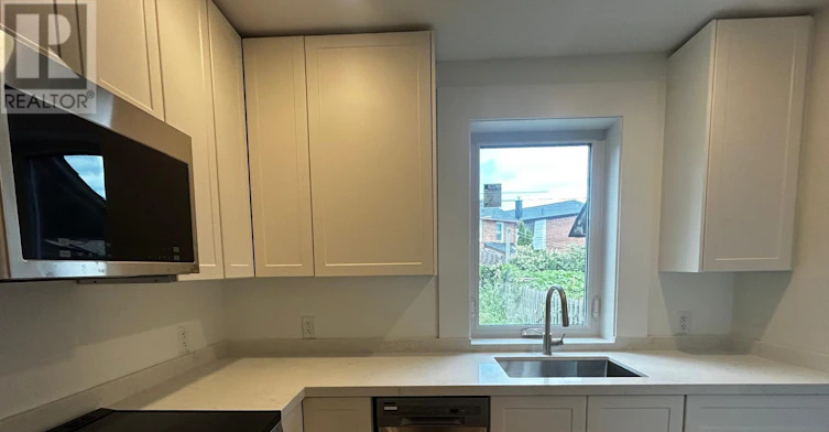 2-659 Vaughan Road, Toronto, ON, M6E 2Y4 - 11