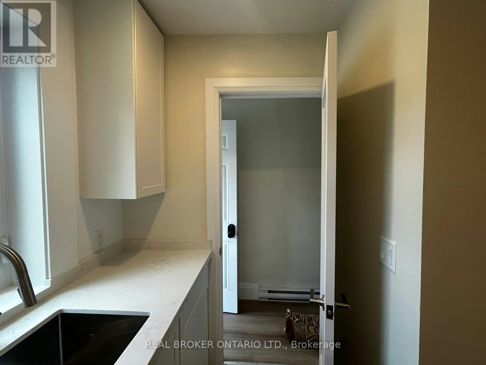 2-659 Vaughan Road, Toronto, ON, M6E 2Y4 - 15