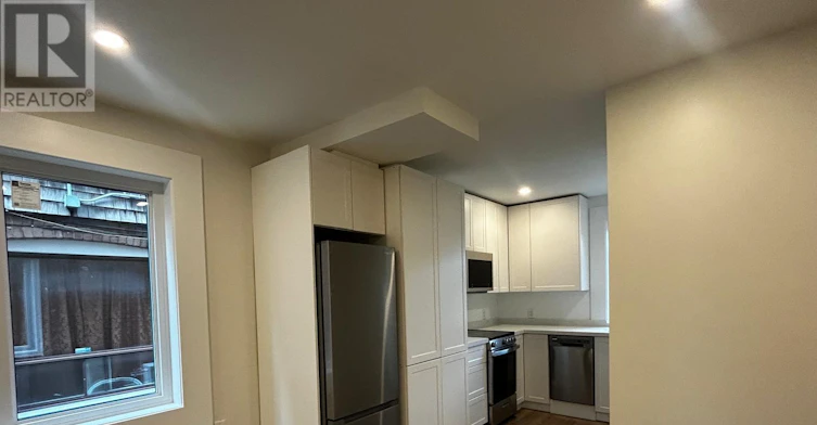 2-659 Vaughan Road, Toronto, ON, M6E 2Y4 - 6