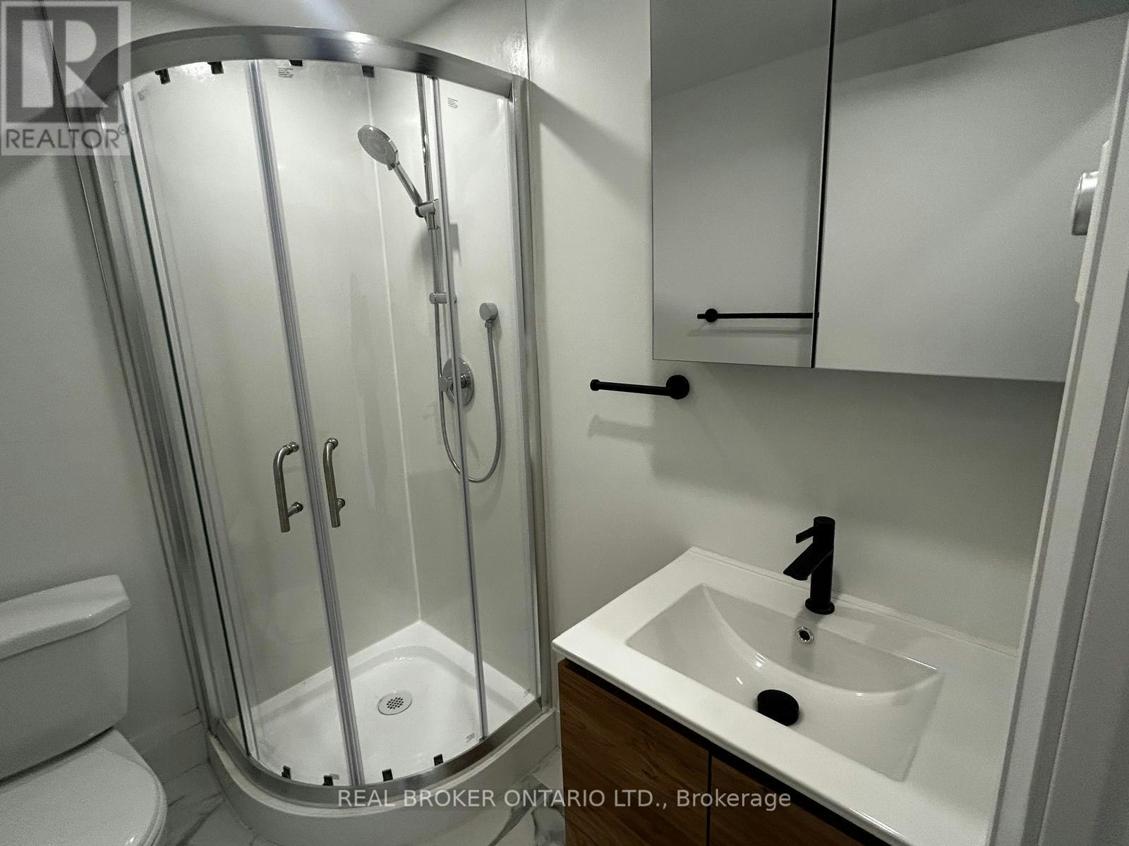 2-659 Vaughan Road, Toronto, ON, M6E 2Y4 - 22