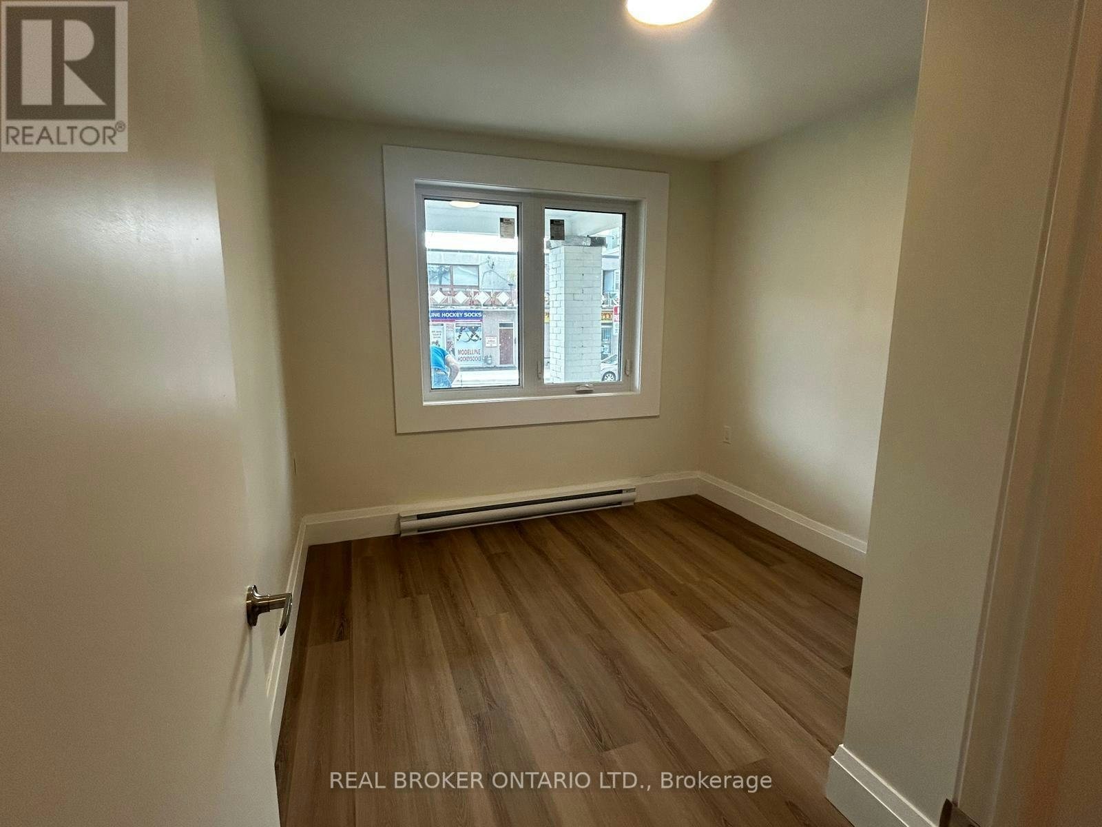 2-659 Vaughan Road, Toronto, ON, M6E 2Y4 - 19