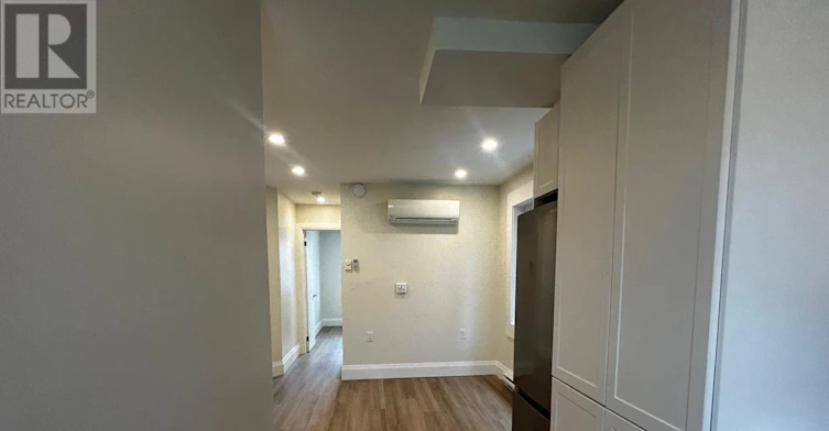 2-659 Vaughan Road, Toronto, ON, M6E 2Y4 - 18