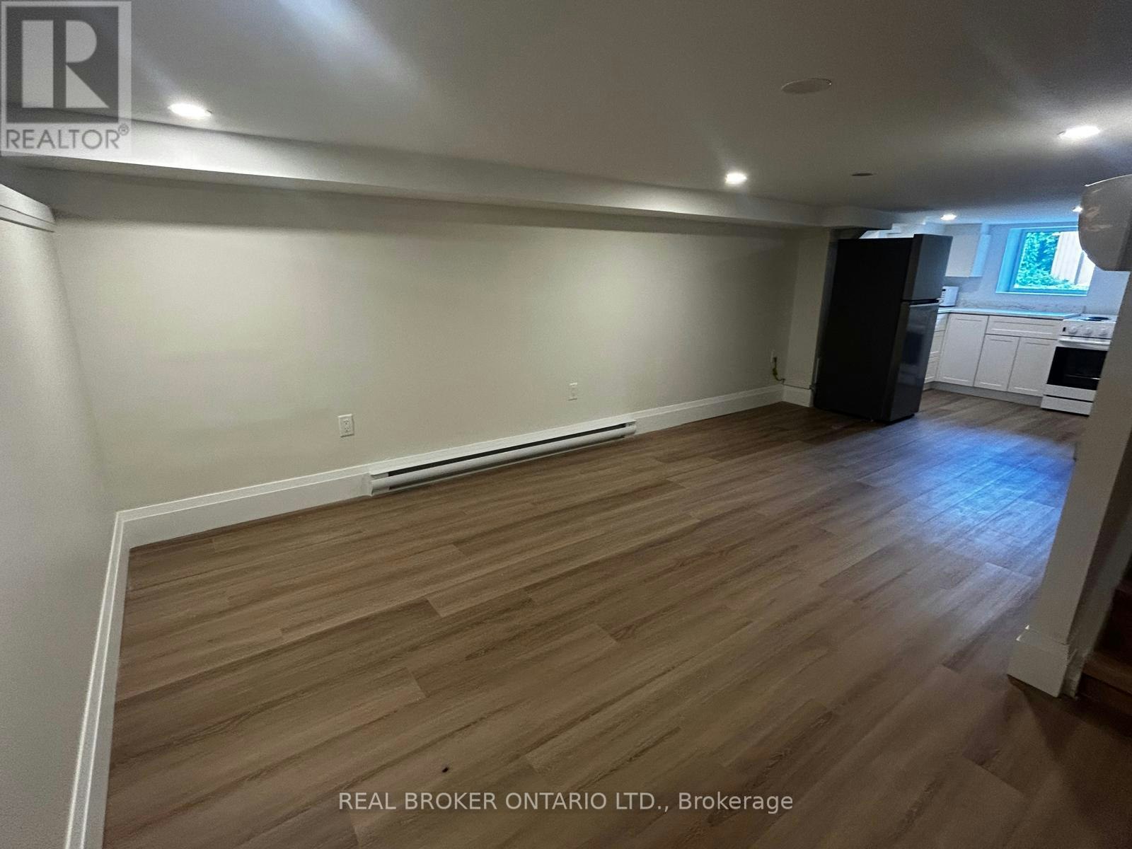 3-659 Vaughan Road, Toronto, ON, M6E 2Y4 - 2