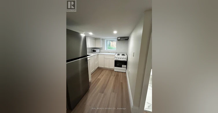 3-659 Vaughan Road, Toronto, ON, M6E 2Y4 - 6