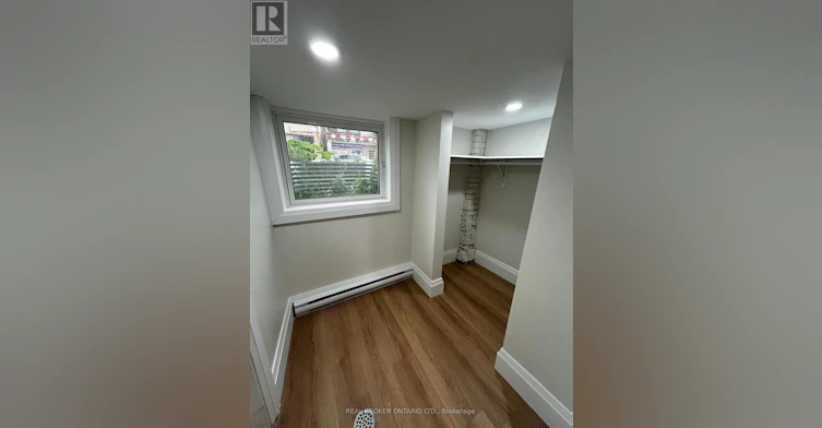 3-659 Vaughan Road, Toronto, ON, M6E 2Y4 - 12