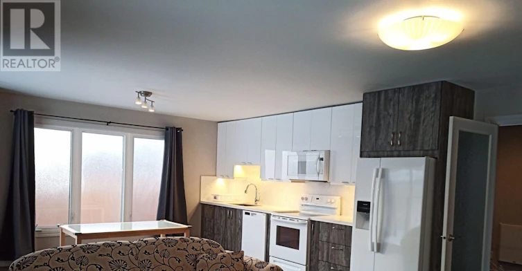 REAR-15 Gayla Street S, Vaughan, ON, L4J 6W2
