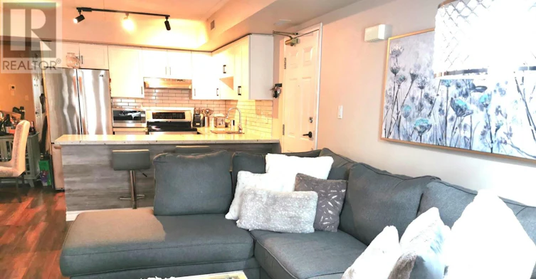 115-2010 Cleaver Avenue, Burlington, ON, L7M 4C1 - 4