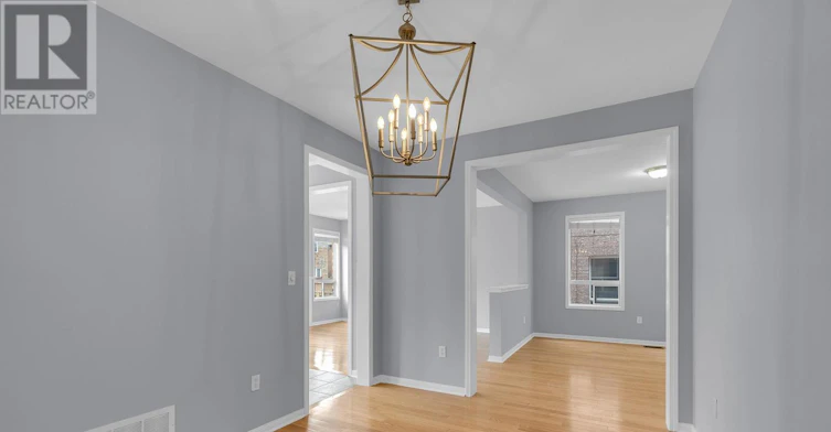 16 Raccoon Street, Brampton, ON, L6S 6L4 - 6