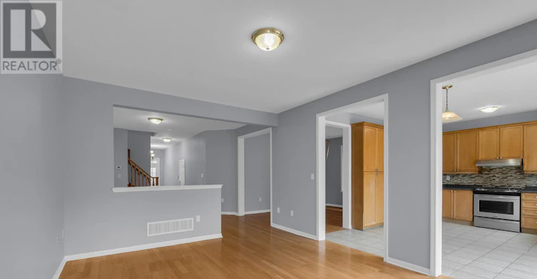 16 Raccoon Street, Brampton, ON, L6S 6L4 - 10