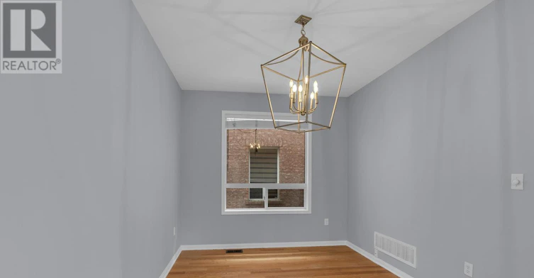 16 Raccoon Street, Brampton, ON, L6S 6L4 - 4