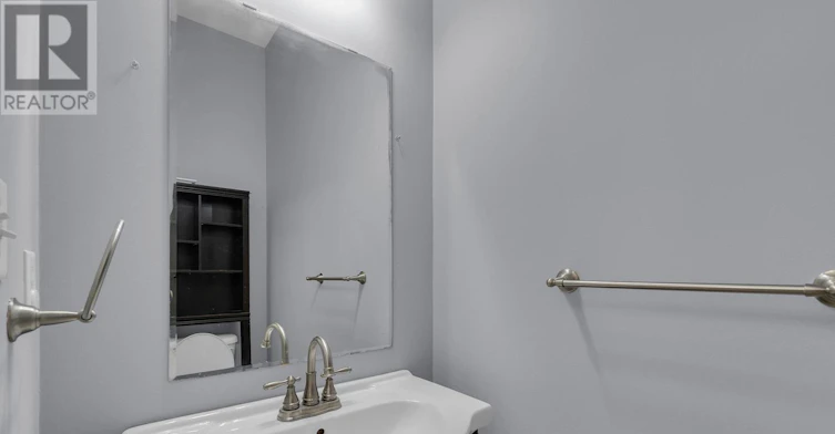 16 Raccoon Street, Brampton, ON, L6S 6L4 - 16