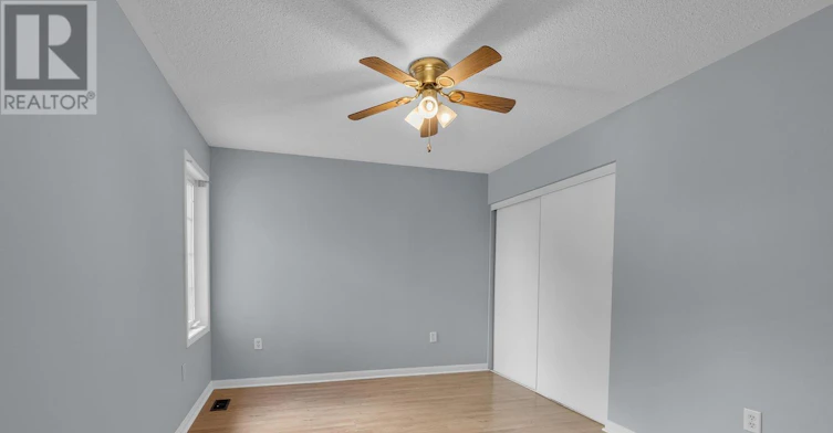 16 Raccoon Street, Brampton, ON, L6S 6L4 - 30
