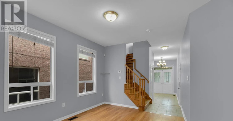 16 Raccoon Street, Brampton, ON, L6S 6L4 - 3