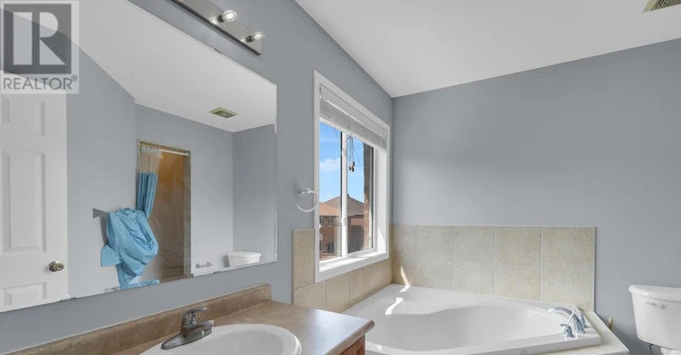 16 Raccoon Street, Brampton, ON, L6S 6L4 - 24