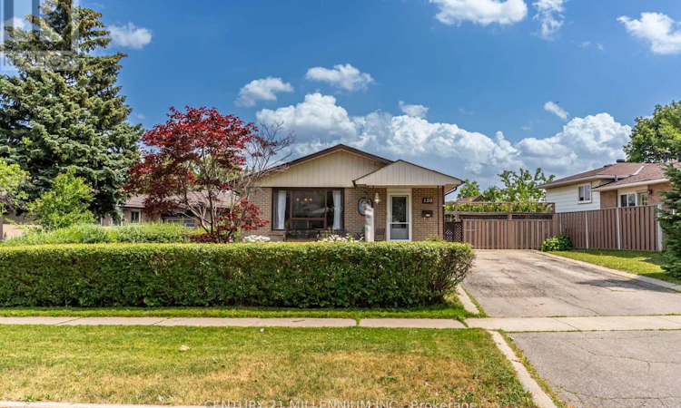 150 Folkstone Crescent