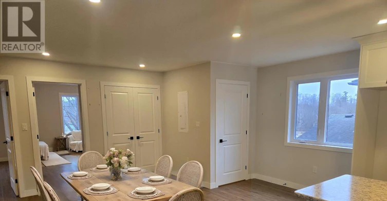 UPPER-9 Oak Street, Bayham, ON, N0J 1Z0 - 4