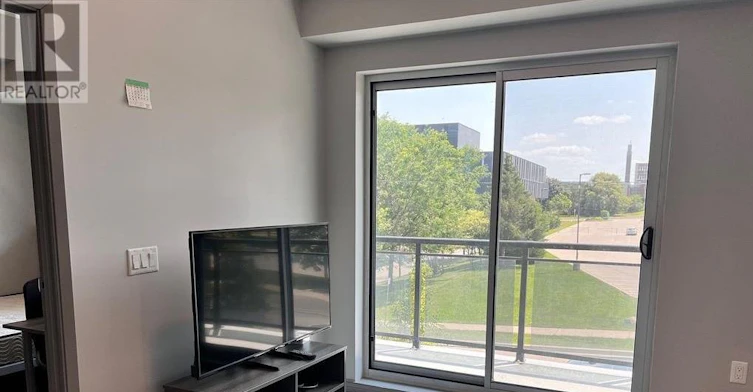 B311-275 Larch Street, Waterloo, ON, N2L 0J2 - 5