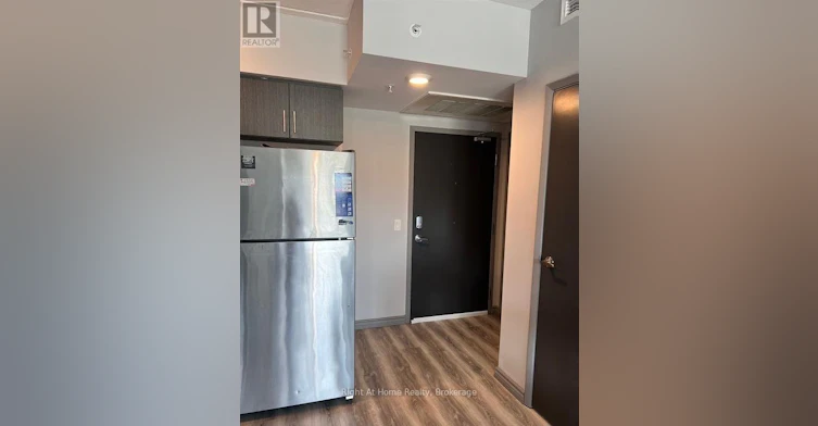 B311-275 Larch Street, Waterloo, ON, N2L 0J2 - 8