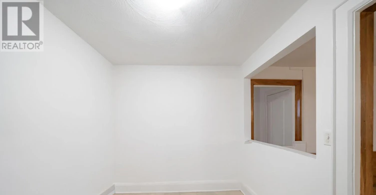 22-6 Kingston Road, Toronto, ON, M4L 2S4 - 7
