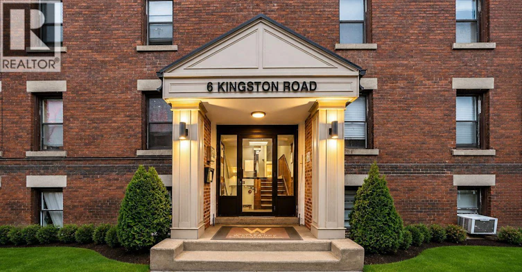 23-6 Kingston Road, Toronto, ON, M4L 2S4