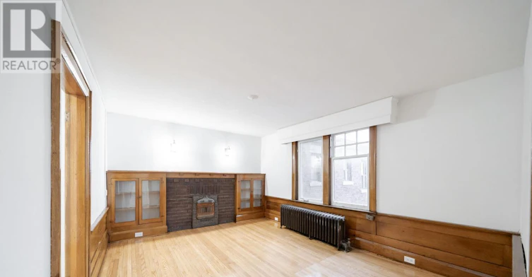 43-4 Kingston Road, Toronto, ON, M4L 2S4 - 2