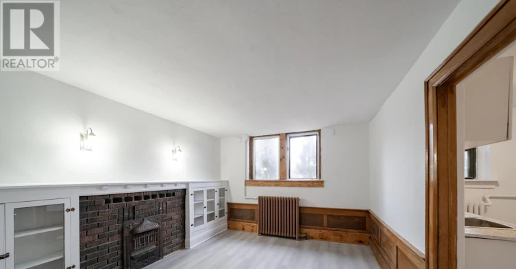 58-8 Kingston Road, Toronto, ON, M4L 2S4 - 2