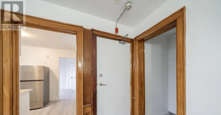 58-8 Kingston Road, Toronto, ON, M4L 2S4 - 5