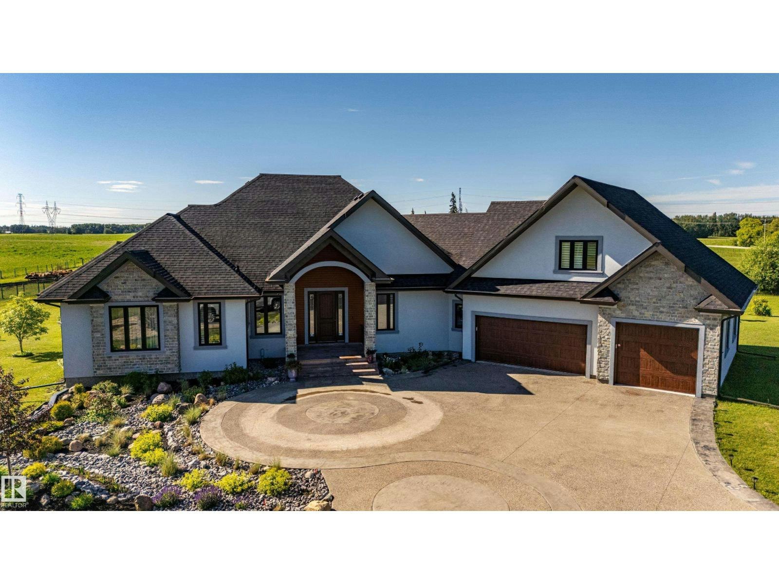 52025 Rge 272 Road, Rural Parkland County, AB, T7X 3N1