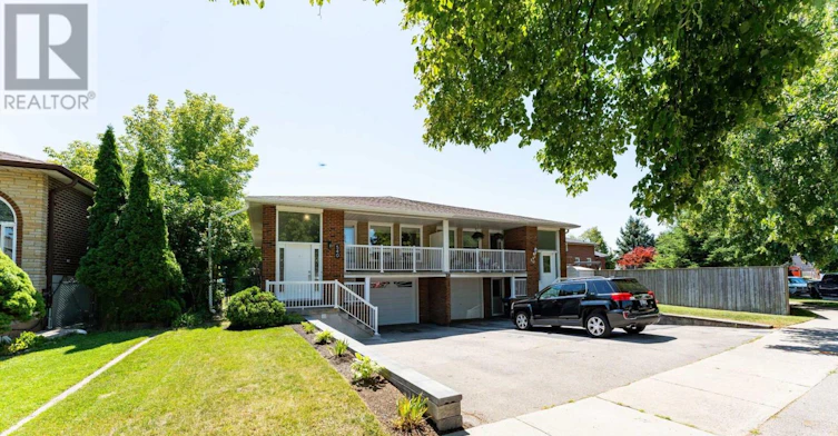 UPPER-540 Cavell Drive, Mississauga, ON, L5B 2N9