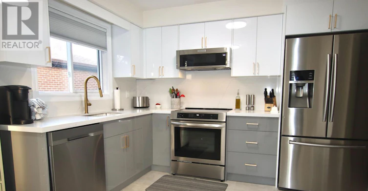 UPPER-540 Cavell Drive, Mississauga, ON, L5B 2N9 - 8