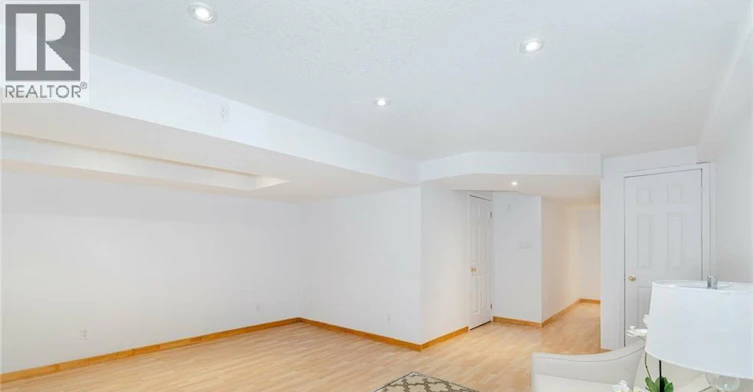 316 Activa Avenue, Kitchener, ON, N2E 3V1 - 31