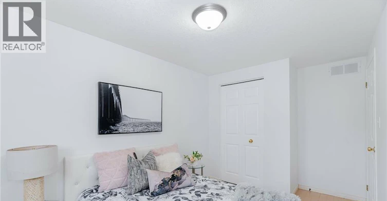 316 Activa Avenue, Kitchener, ON, N2E 3V1 - 26