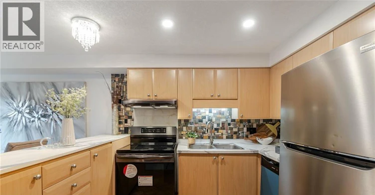 316 Activa Avenue, Kitchener, ON, N2E 3V1 - 10