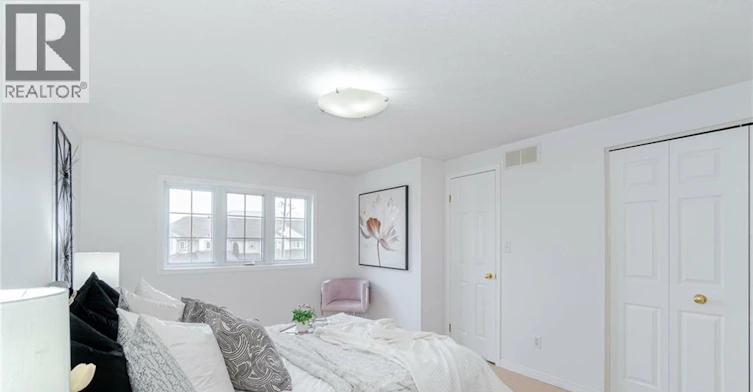 316 Activa Avenue, Kitchener, ON, N2E 3V1 - 21