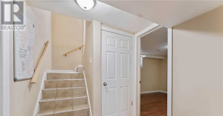 BASEMENT-864 Upper Ottawa Street, Hamilton, ON, L8T 3V5 - 3