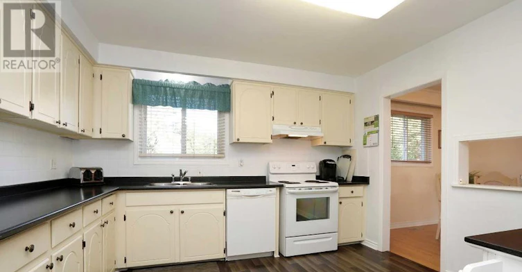 MAIN-338 Conlins Road, Toronto, ON, L3R 2W1 - 10