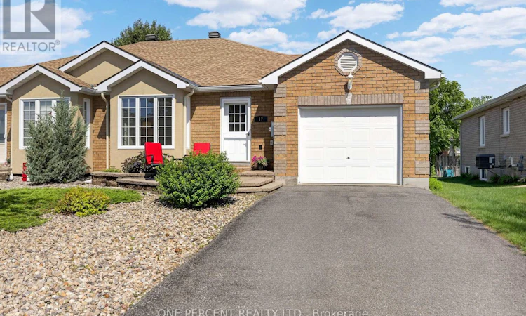17 Dr Gordon Crescent