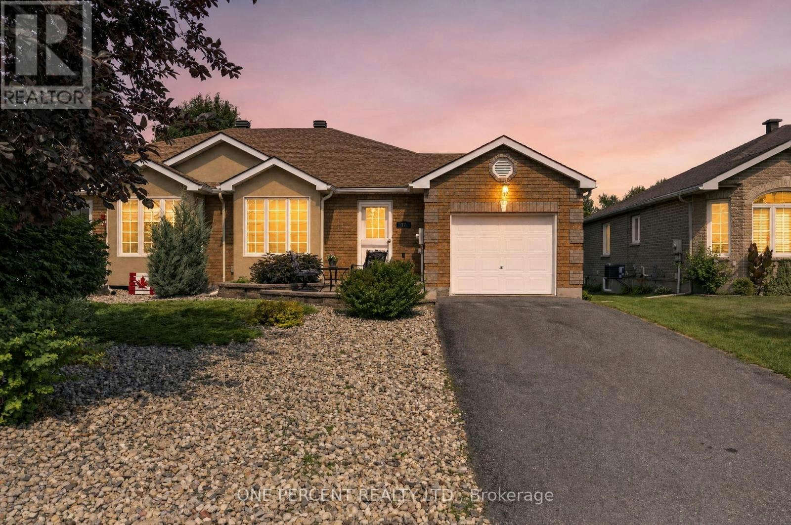 17 Dr Gordon Crescent, Kemptville, ON, K0G 1J0