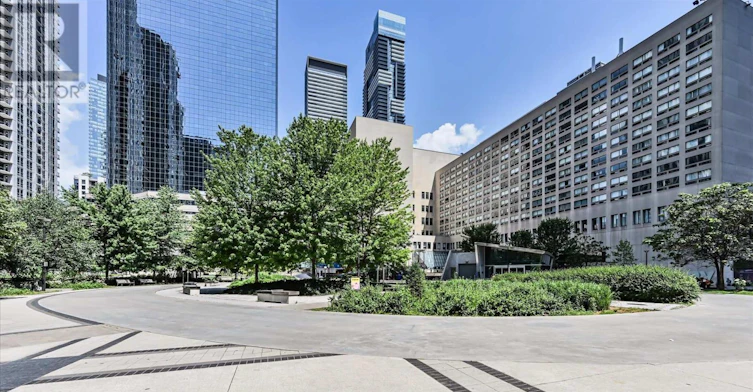 6814-388 Yonge Street, Toronto, ON, M5B 0A4 - 24
