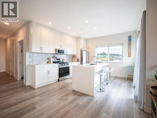 401-7175 Duncan Street, Powell River, BC, V8A 1W3