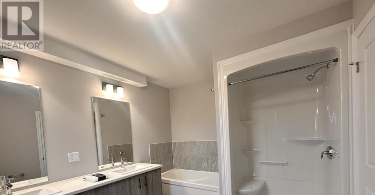 14 Mann Trail, Welland, ON, L3C 3G5 - 13