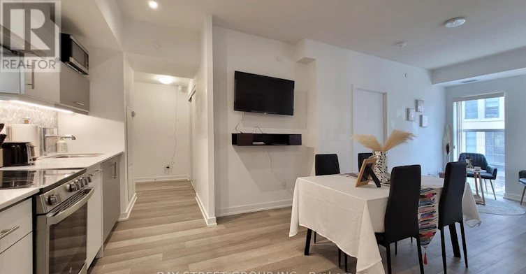 204-181 Huron Street, Toronto, ON, M5T 0C1 - 16