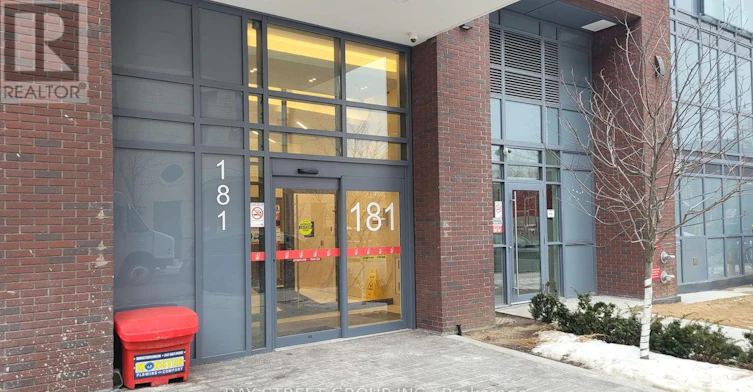 204-181 Huron Street, Toronto, ON, M5T 0C1 - 2