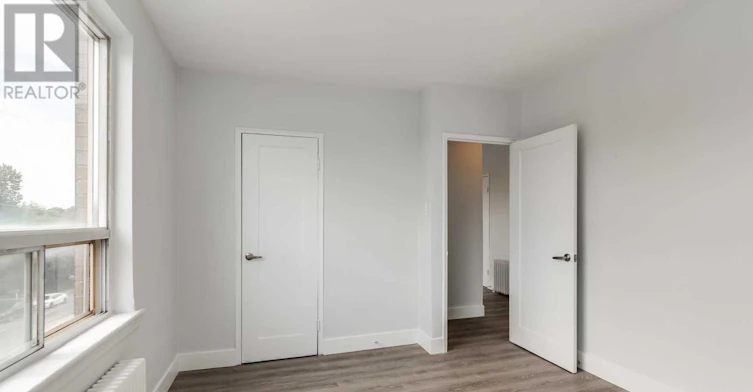 308-2908 St Clair Avenue E, Toronto, ON, M4B 1N7 - 21