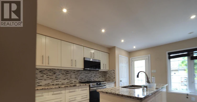 117 Gatwick Drive, Oakville, ON, L6H 6V2 - 2