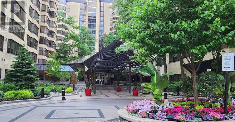 404B-195 St Patrick Street, Toronto, ON, M5T 2Y8 - 2