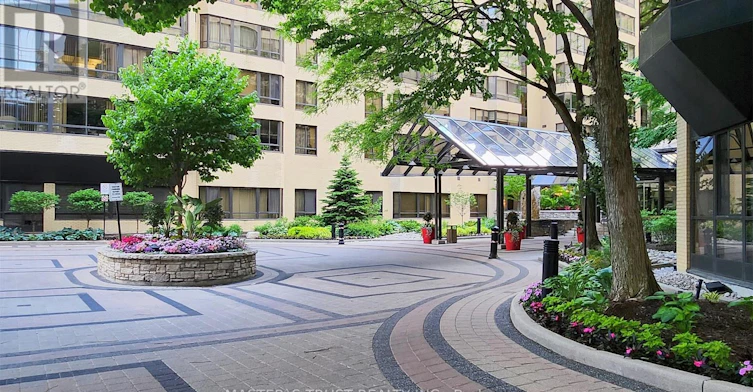 404B-195 St Patrick Street, Toronto, ON, M5T 2Y8