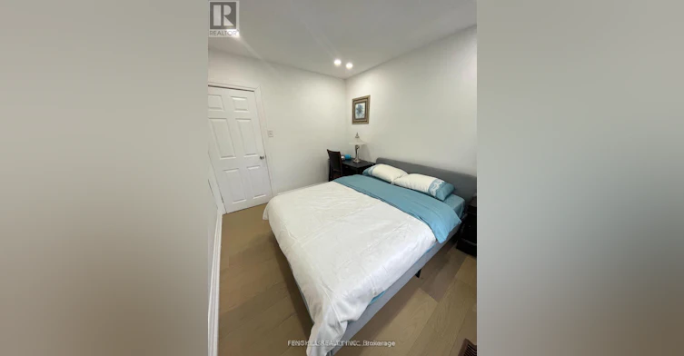 377 Taylor Mills Drive S, Richmond Hill, ON, L4C 2V1 - 3